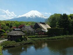 [Mount Fuji] Spring-fed pond